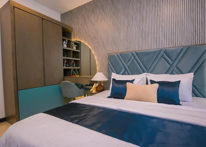 Celestara Luxury Colombo Apartment At Trizen With Pool, City View
