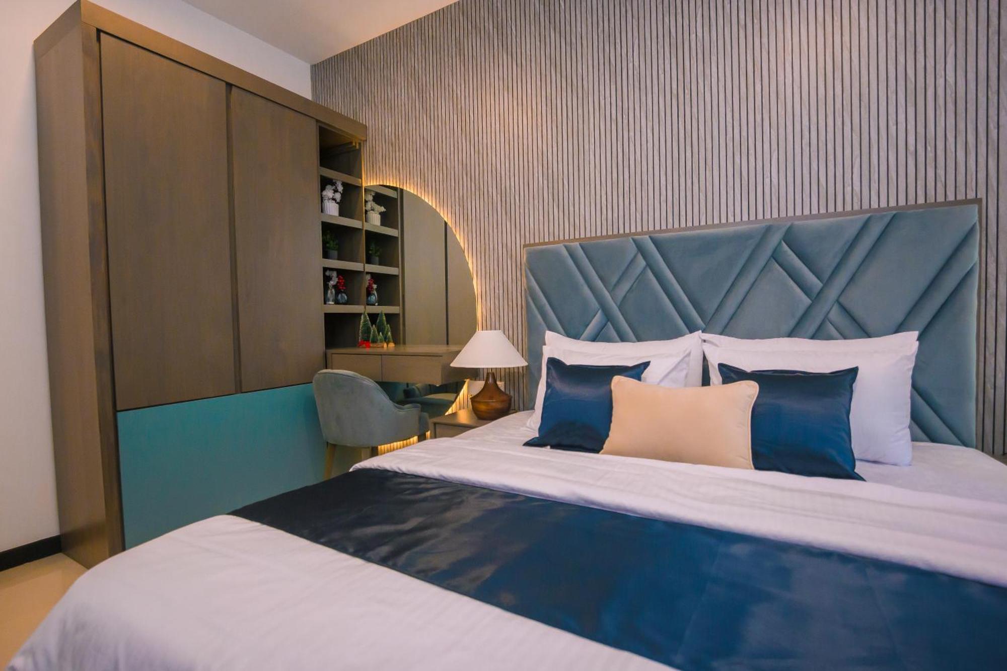 Apartment Celestara Luxury At Trizen With Pool, View *